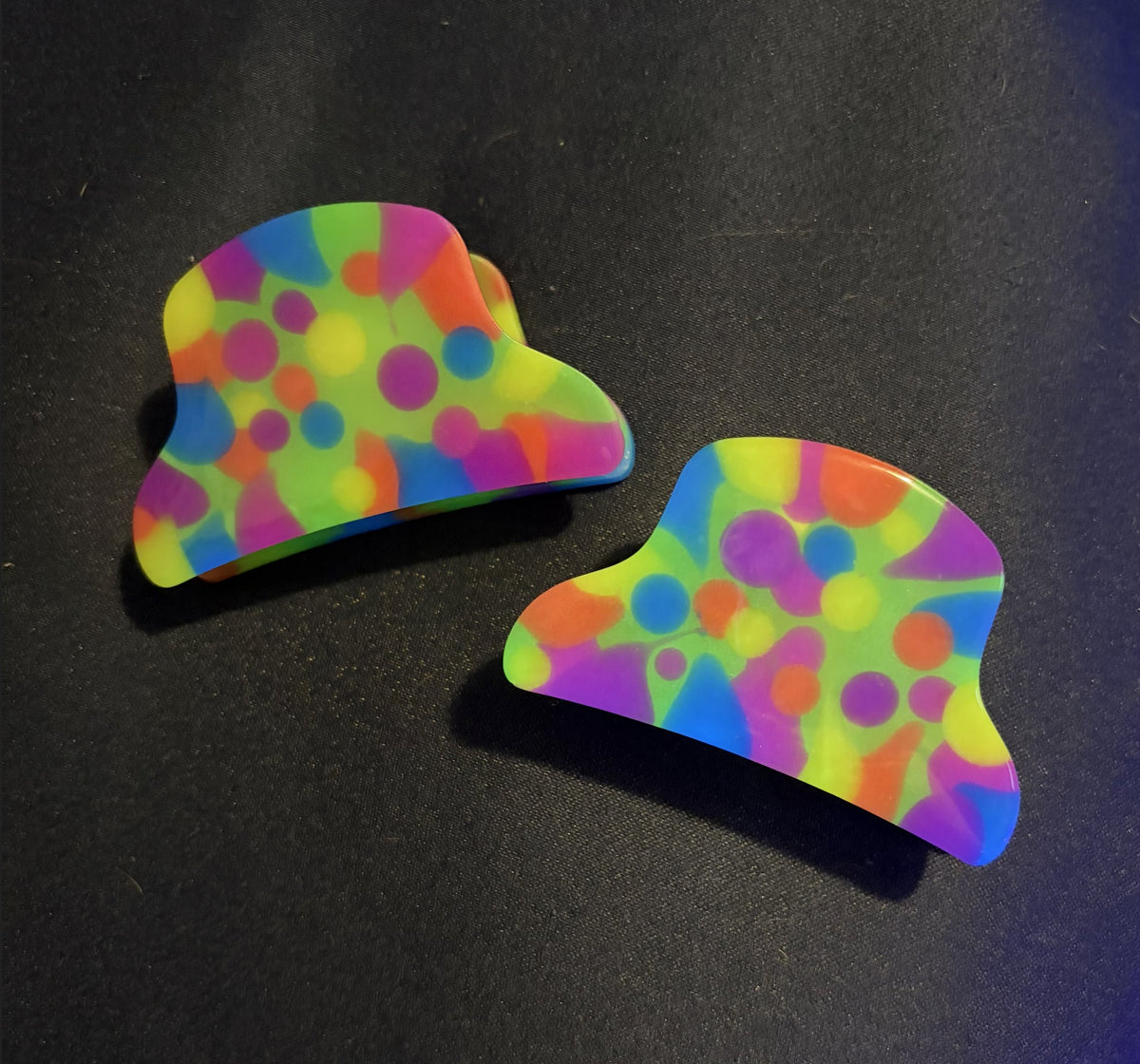 Pair of neon resin claw clips by Liddy Mai Accessories